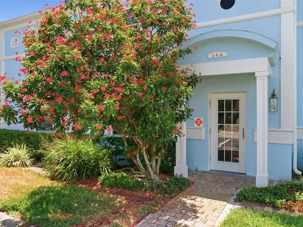 144 Pompano Dr SE APT A, Saint Petersburg, FL 33705
