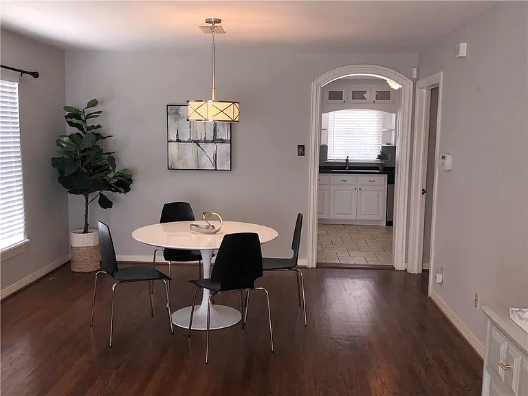 6215 Kenwood Ave — Photo 6