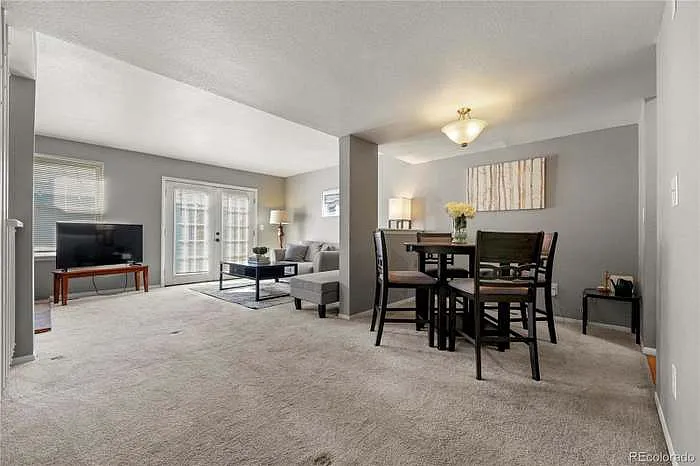 3 bed, 1728 sqft, $2,800 — Photo 3