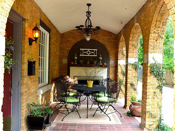 Patio with Fireplace