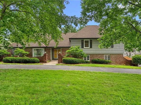 5400 W 84th Ter, Prairie Village, KS 66207