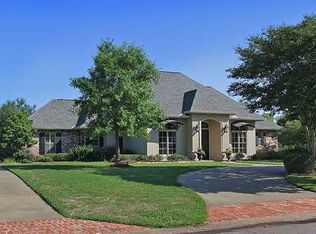 3816 Rue Left Bank, Alexandria, LA 71303