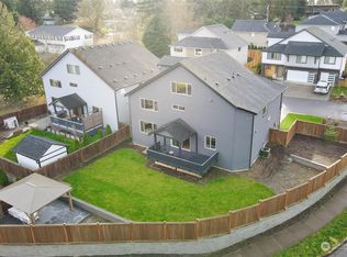 2 213th St SW, Bothell, WA 98012