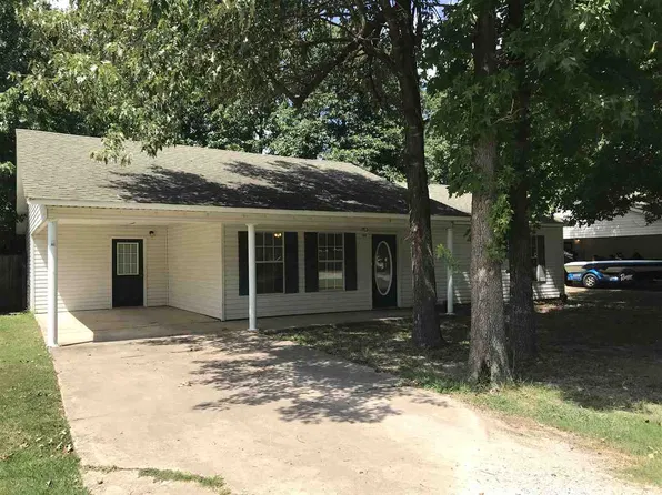 1303 Walker St, Paragould, AR 72450