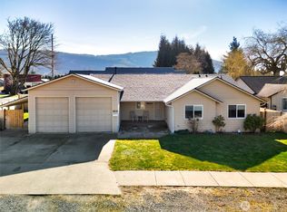 1105 Bennett Street, Sedro Woolley, WA 98284