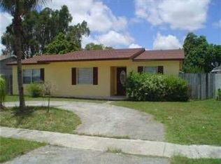 605 SW 76th Ter, North Lauderdale, FL 33068