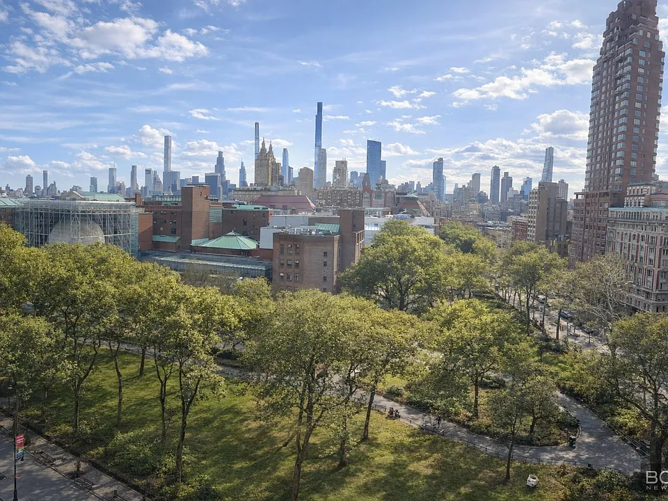 45 W 81st St #4D