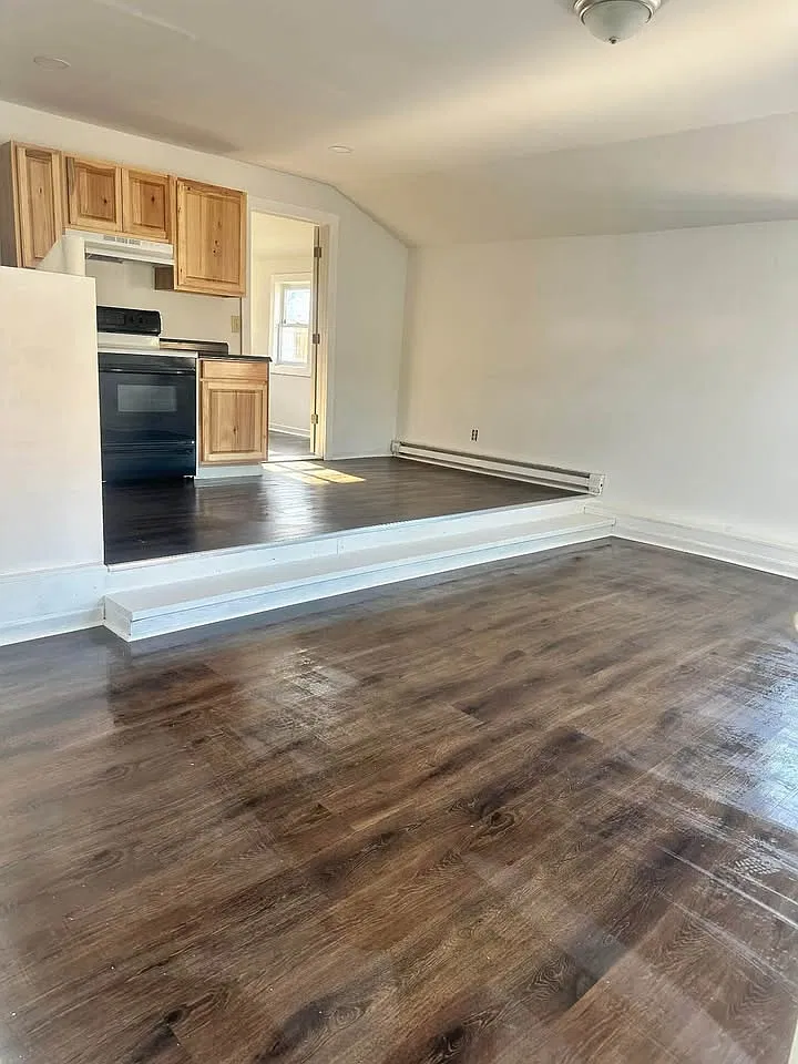 1 bed, 4350 sqft, $950 — Photo 4