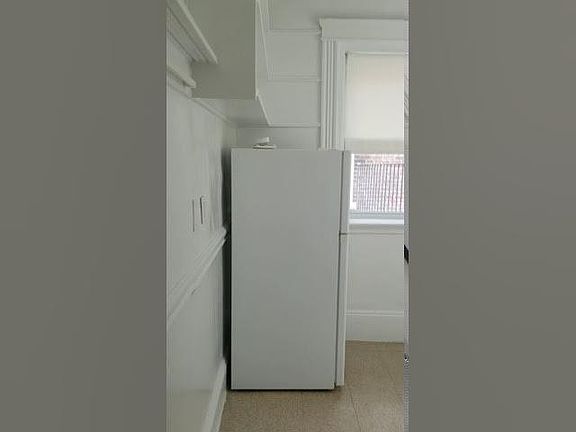 2nd image of 122 Warren St #U-6