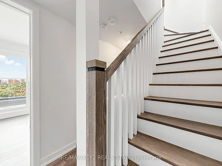 1670 Victoria Park Ave #213 — Photo 29