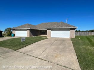 3127B W Raynell St, Springfield, MO 65807
