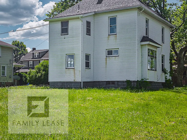 1701 Huron Ave — Photo 51