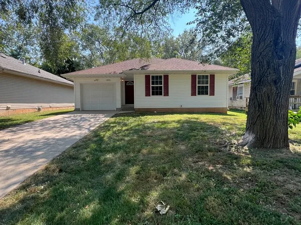 1052 S Hillcrest Ave, Springfield, MO 65802