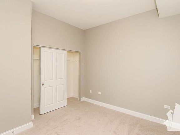 4th image of 1932 S Wabash Ave Unit 3