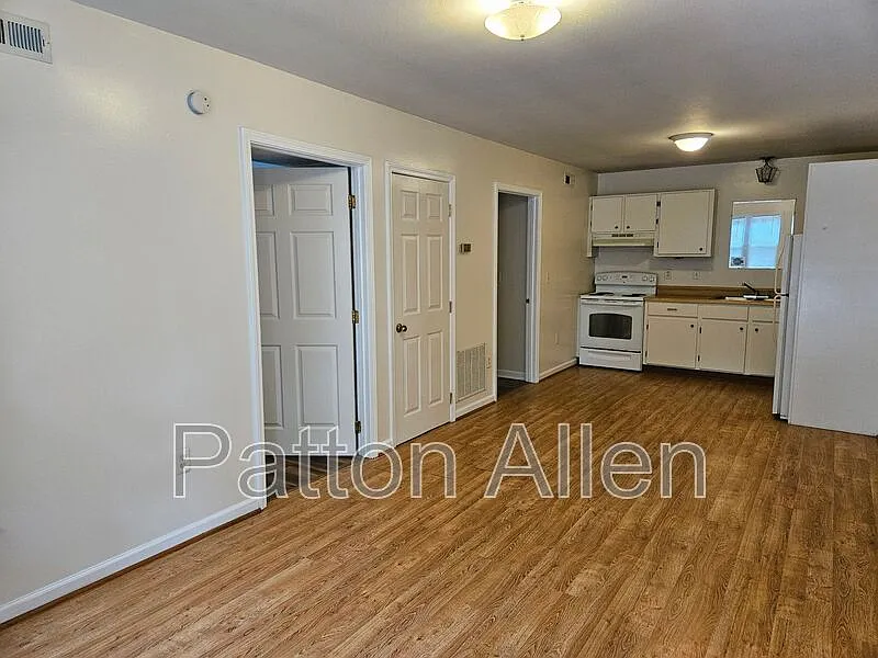 Building Photo - 77 Pincushion Ln #5