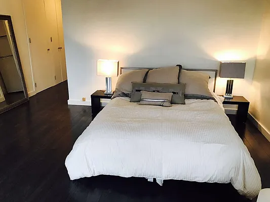 Rented by Your Vanity Realty | media 22