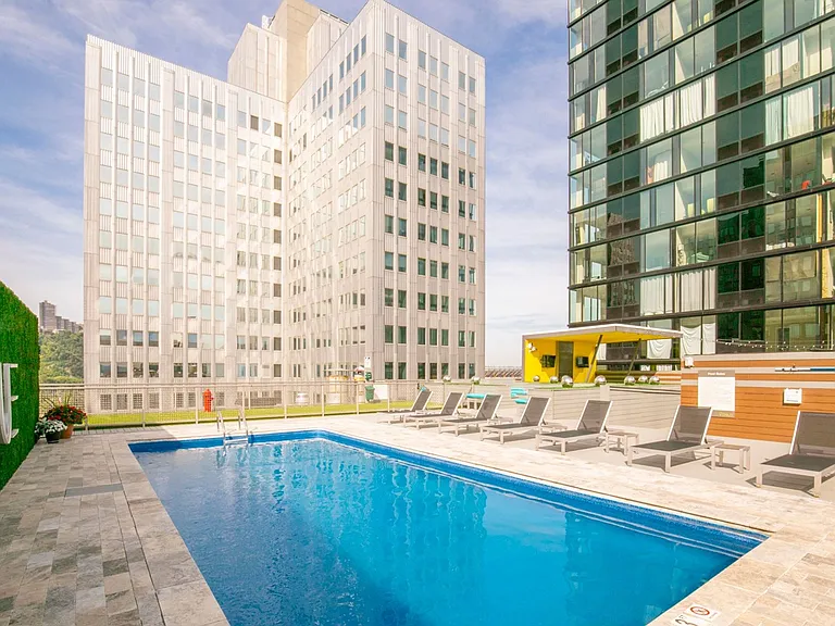 The Venue Apartments — Photo 14