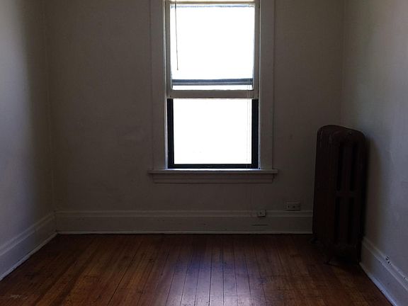 5th image of 511 Franklin St APT B
