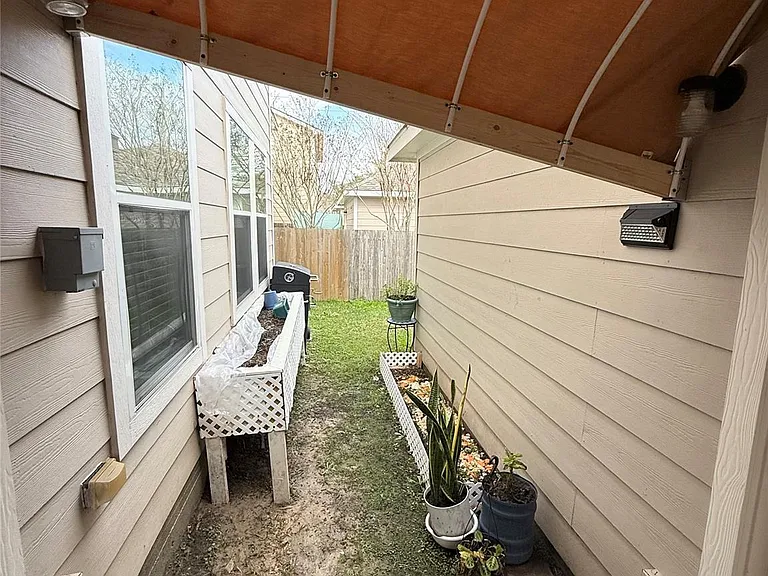 11930 Jelicoe Dr — Photo 27
