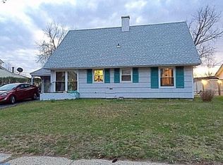 45 Somerset Dr, Willingboro, NJ 08046