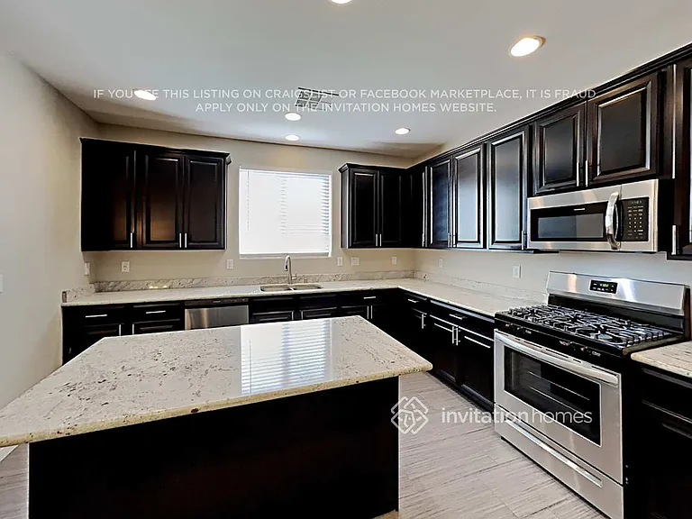 8072 Satin Carnation Ln — Photo 7