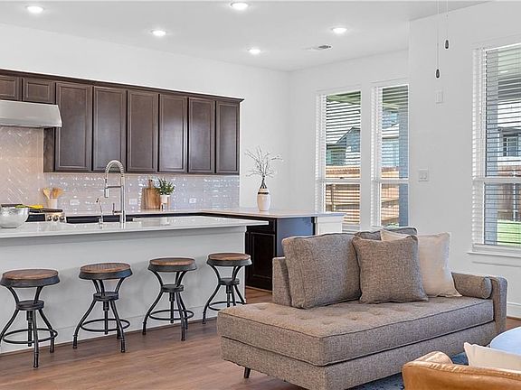 4th image of 22608 Maidengrass Ln