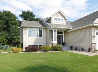 1806 Partridge Pl, Centerville, MN 55038