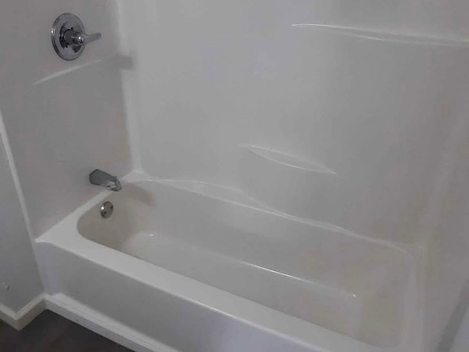 1st image of 316 Riggs Ln