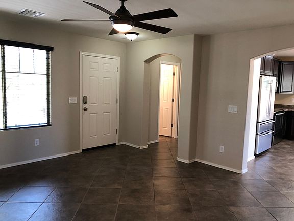 4th image of 2583 S Penrose Dr