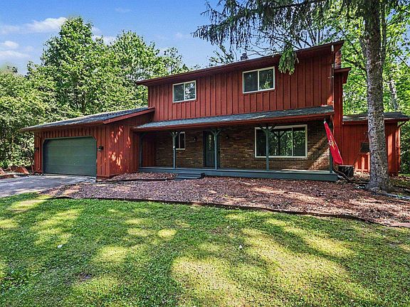 2nd image of 4800 Arboretum Dr