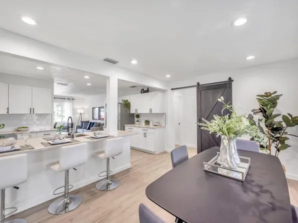 8020 7th St N, Saint Petersburg, FL 33702