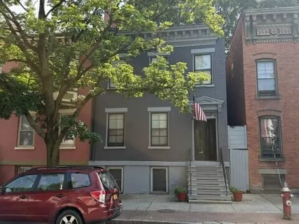 350 Madison Avenue, Albany, NY 12210