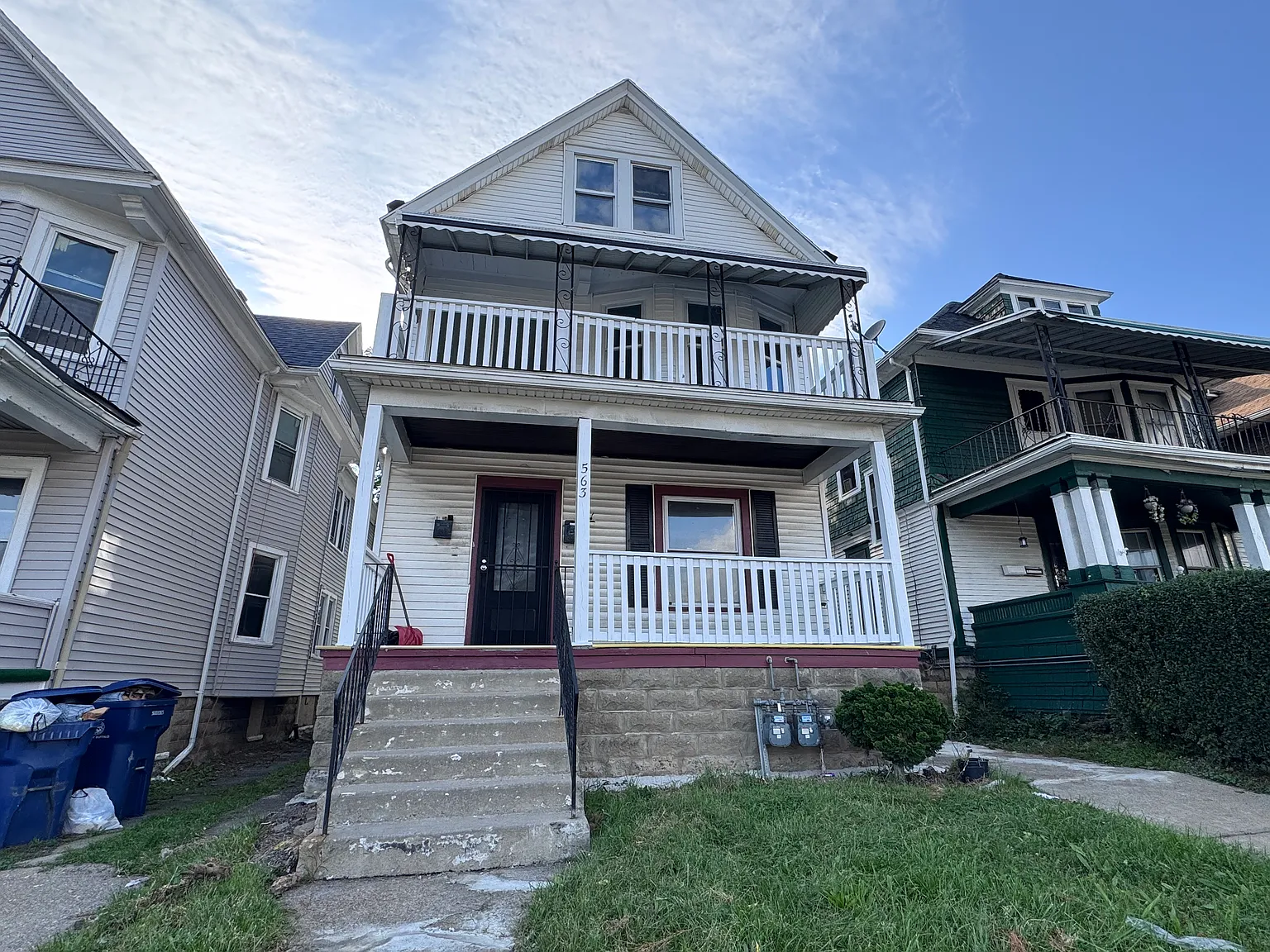 3 bed, 2004 sqft, $1,150 — Photo 2