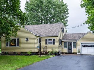 132 Miller Dr, Manlius, NY 13057