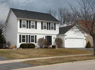 199 Meadowview Ln, Aurora, IL 60502