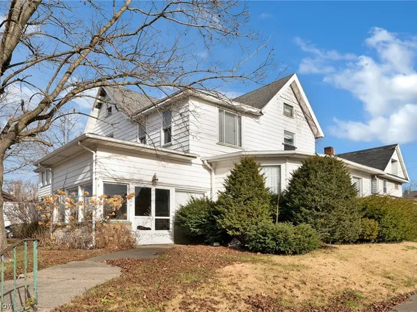 104 E Liberty St, Girard, OH 44420