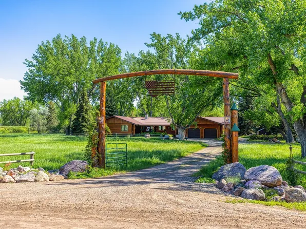 21 River Rd, Havre, MT 59501