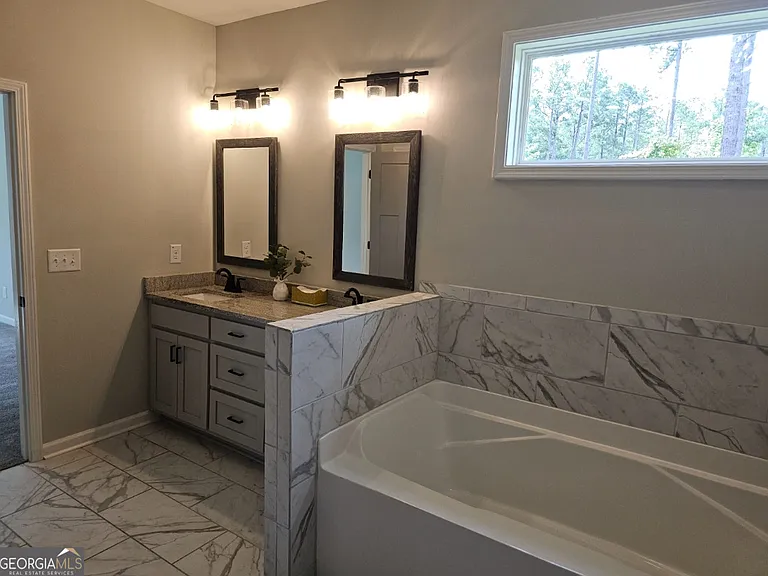 345 Rising Star Rd — Photo 21