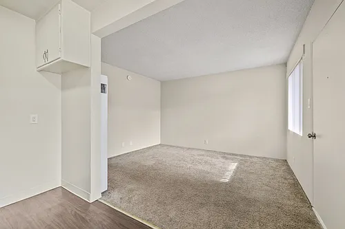 1135-41 Wilmington Blvd. Photo 1