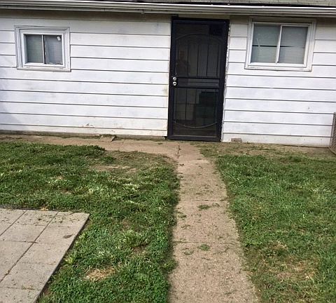 2nd image of 1225 Vanderveer Ave