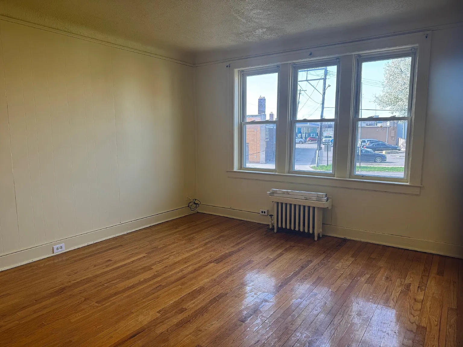 1 bed, 1.0 bath, $825 — Photo 4