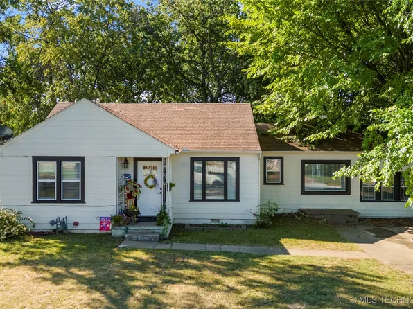 3242 E 28th St, Tulsa, OK 74114