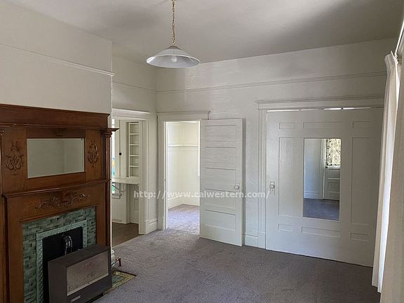 2nd image of 400 S 7th St #406