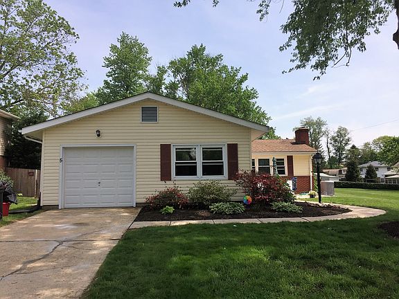 2nd image of 5 Windflower Dr