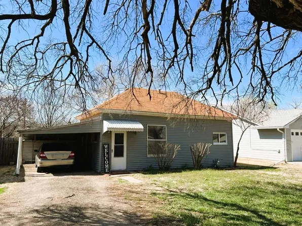 1108 N Jefferson Ave, Wellington, KS 67152