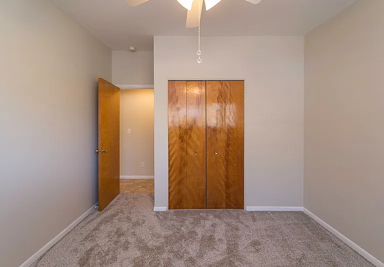 524 Bemidji Ct — Photo 15