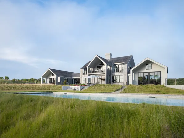 10 Maxey Pond Rd, Nantucket, MA 02554