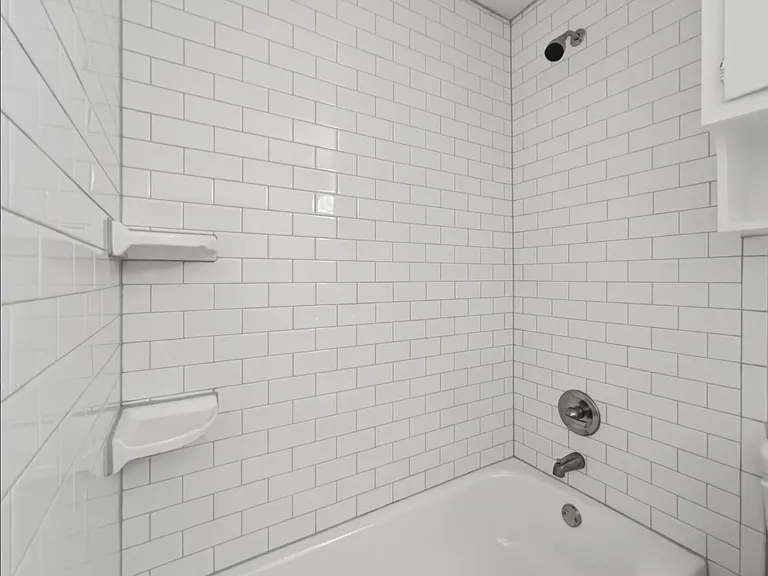 3427 Willowrun Dr #D — Photo 8