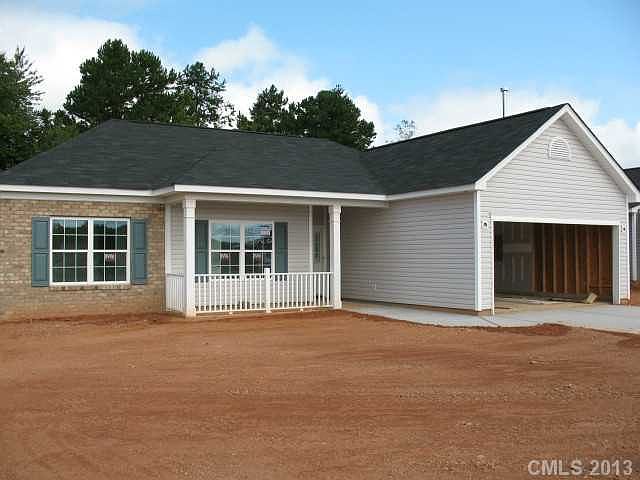 1st image of 30 Valerie Dr