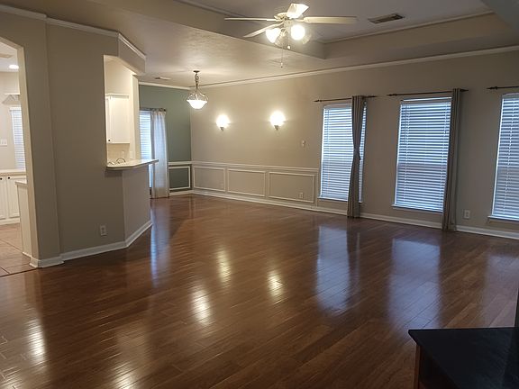 3rd image of 6227 Parkland Oaks Dr